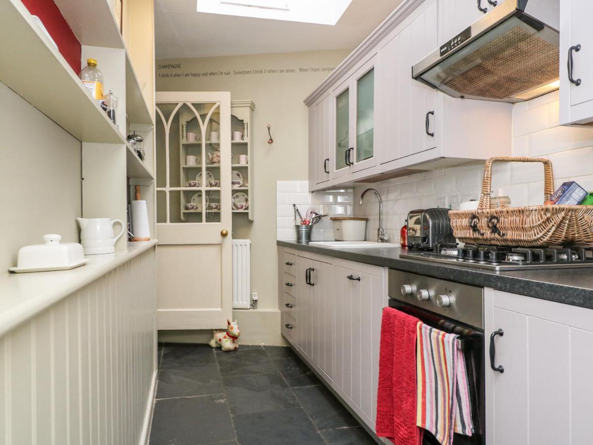 October Cottage Stroud  Luaran gambar