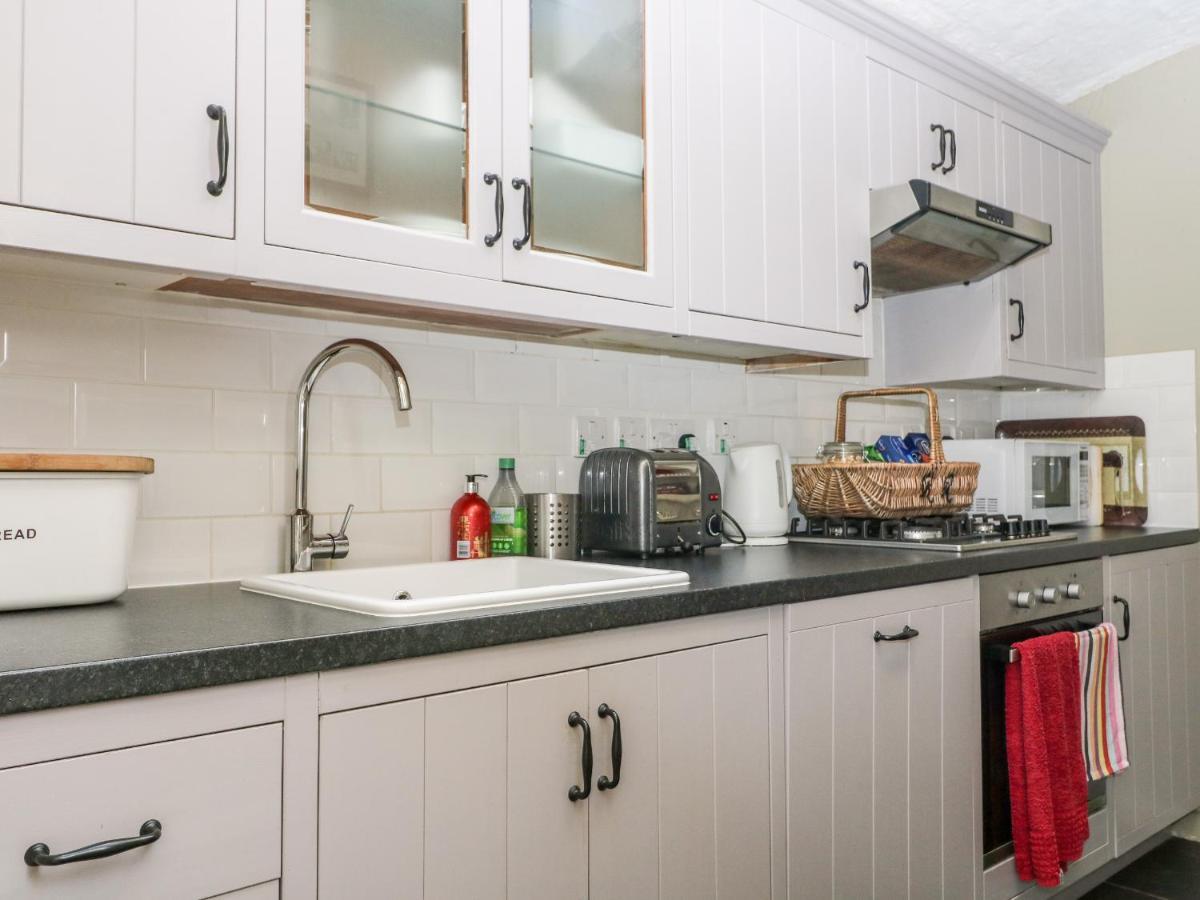 October Cottage Stroud  Luaran gambar